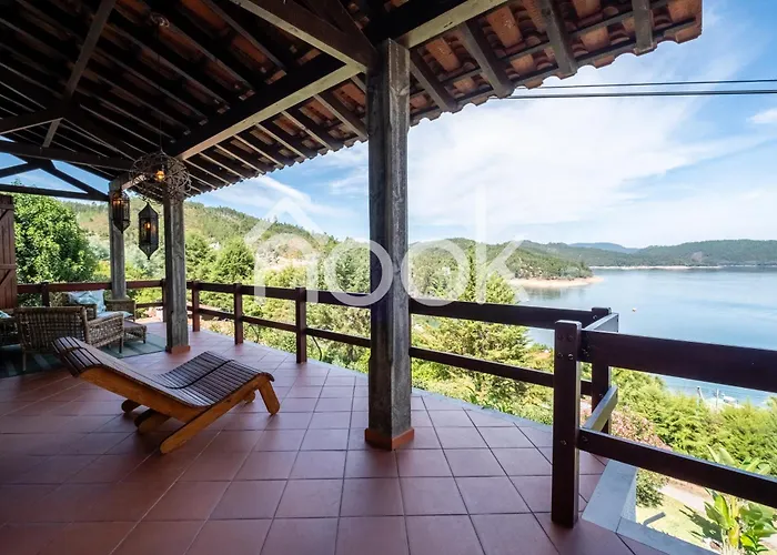 The House By Nook Villa Ferreira do Zêzere